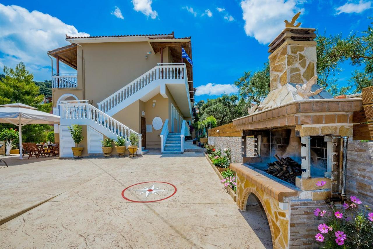 Costas Studios Argassi Luaran gambar